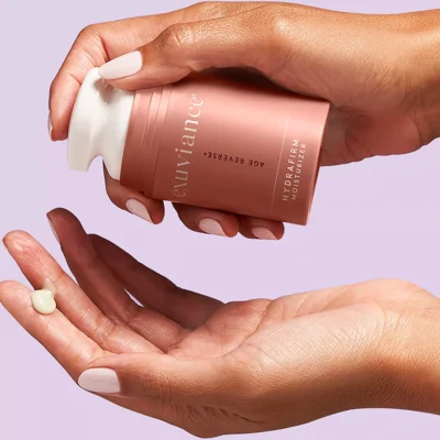 Exuviance AGE REVERSE HydraFirm drėkinamasis stangrinamasis kremas brandžiai odai, 50 g